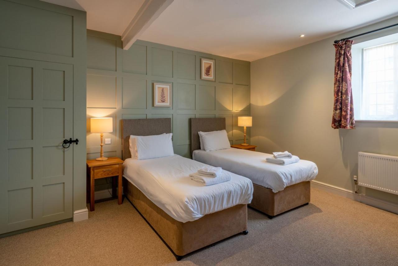 The Kings Arms Hotel Melksham Εξωτερικό φωτογραφία