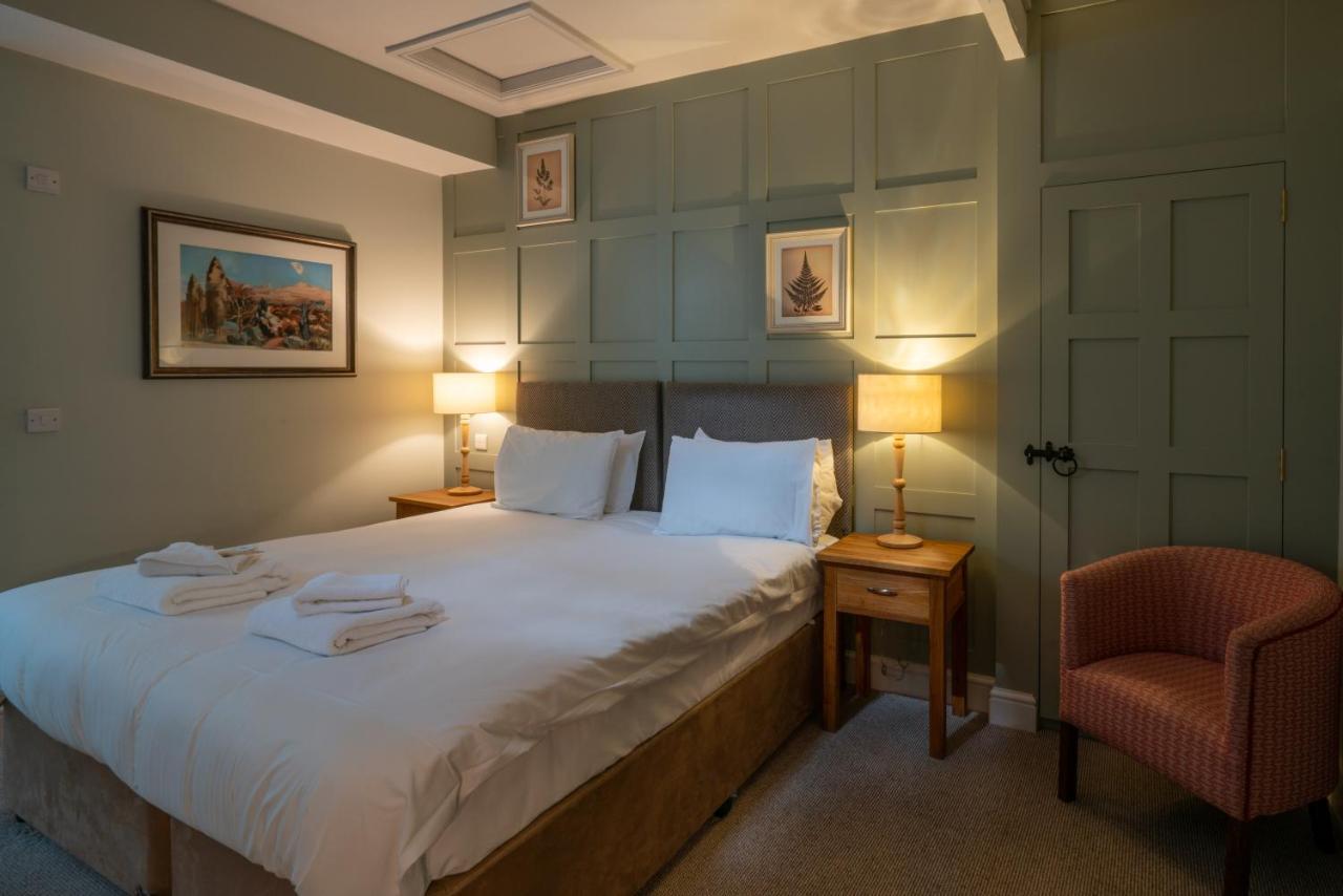 The Kings Arms Hotel Melksham Εξωτερικό φωτογραφία