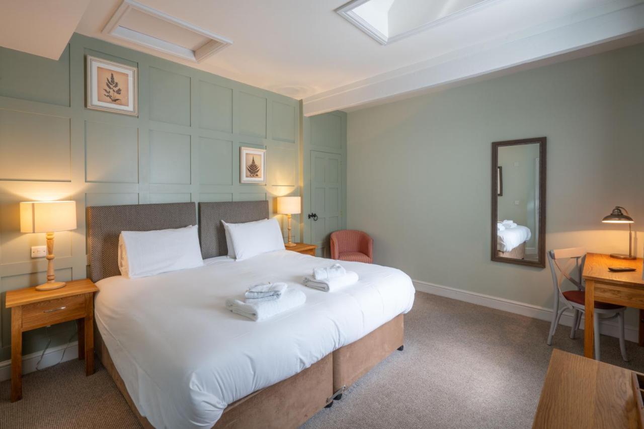 The Kings Arms Hotel Melksham Εξωτερικό φωτογραφία