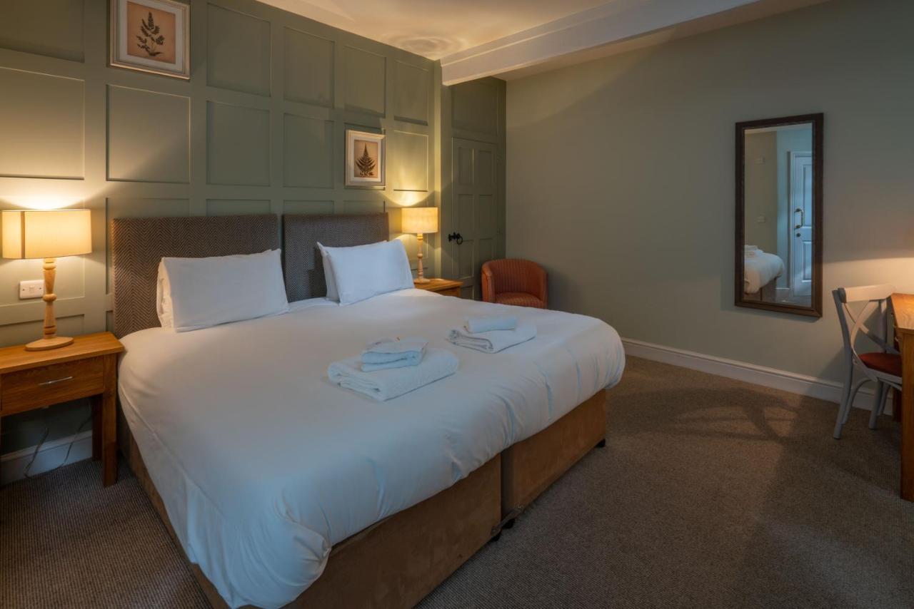 The Kings Arms Hotel Melksham Εξωτερικό φωτογραφία