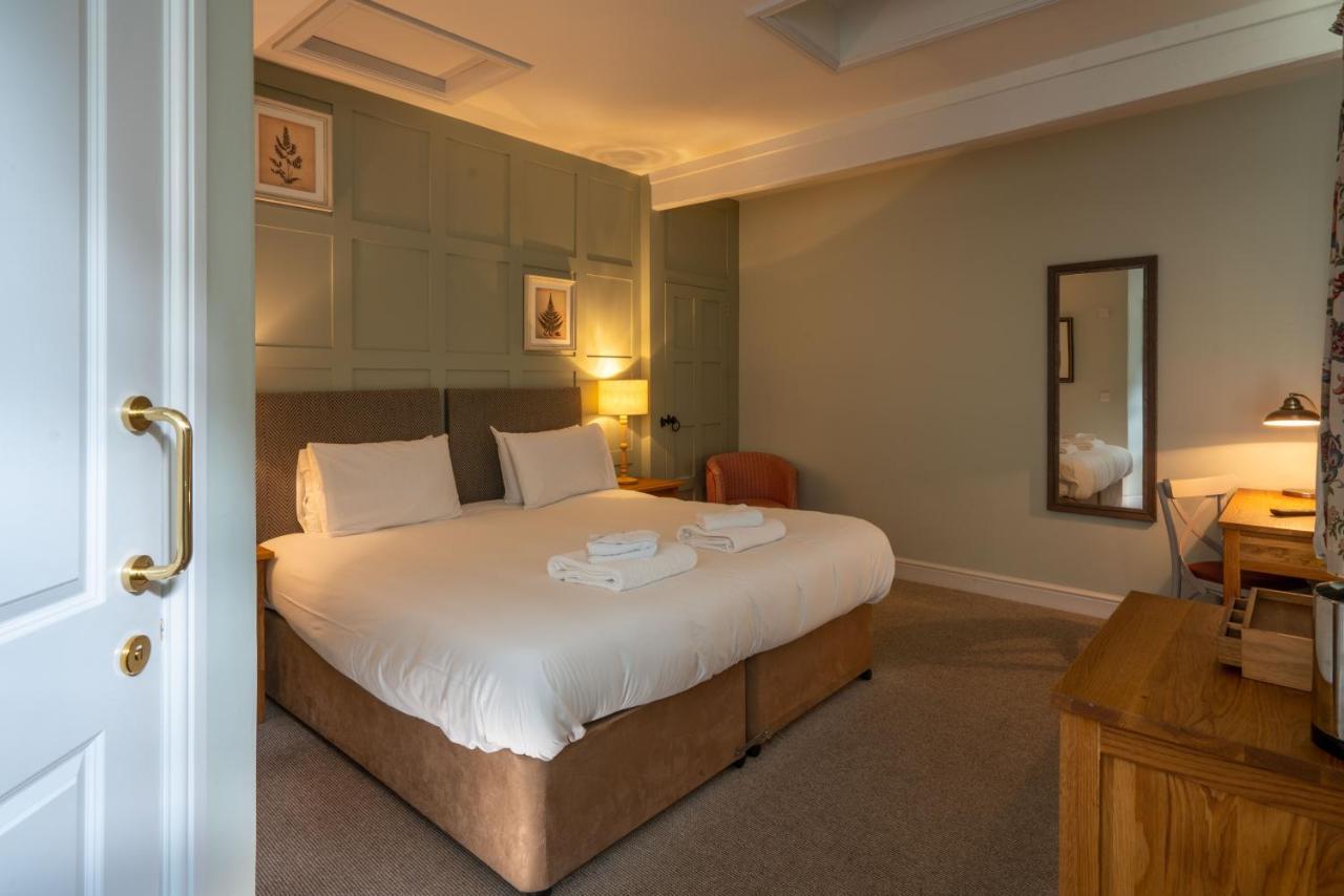 The Kings Arms Hotel Melksham Εξωτερικό φωτογραφία