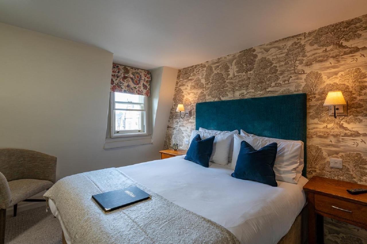 The Kings Arms Hotel Melksham Εξωτερικό φωτογραφία