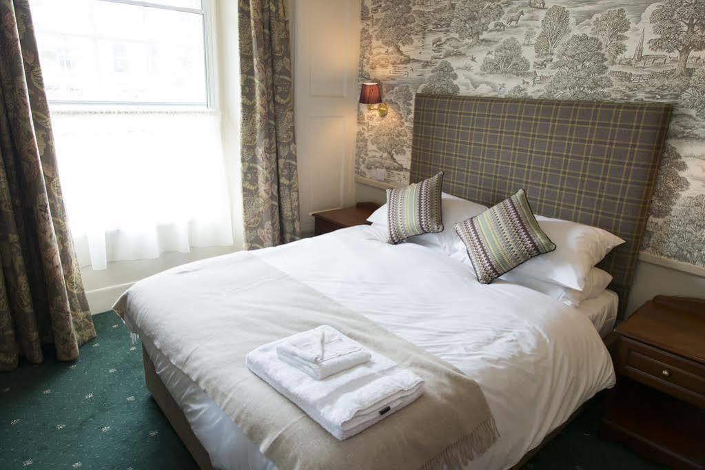 The Kings Arms Hotel Melksham Εξωτερικό φωτογραφία